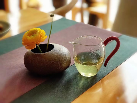 茶韵女性情：喝茶给女性带来的五大身心益处